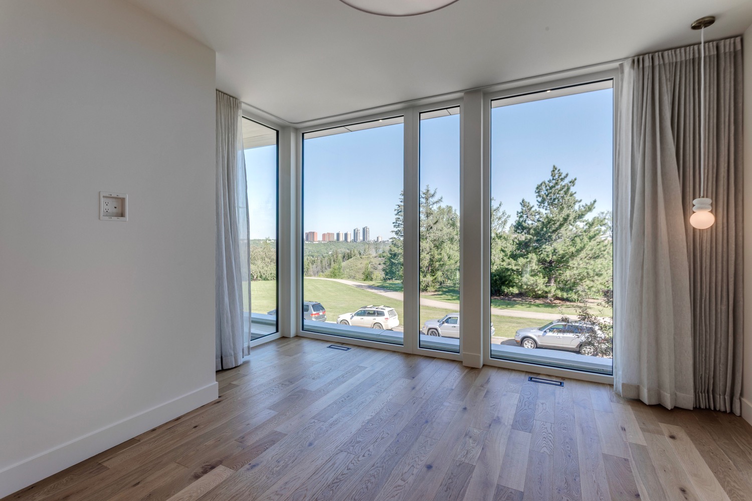 Primary bedroom in the Aspen in Strathearn with homes for sale by Holland and Associates Real Estate in Edmonton.